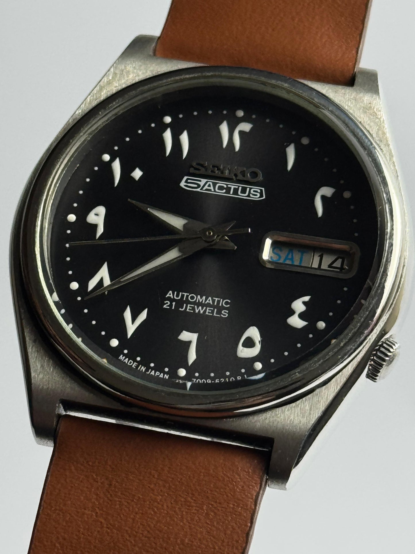 Seiko 5 Actus | Arabic Numerals | Black Dial | Brown Strap | Automatic