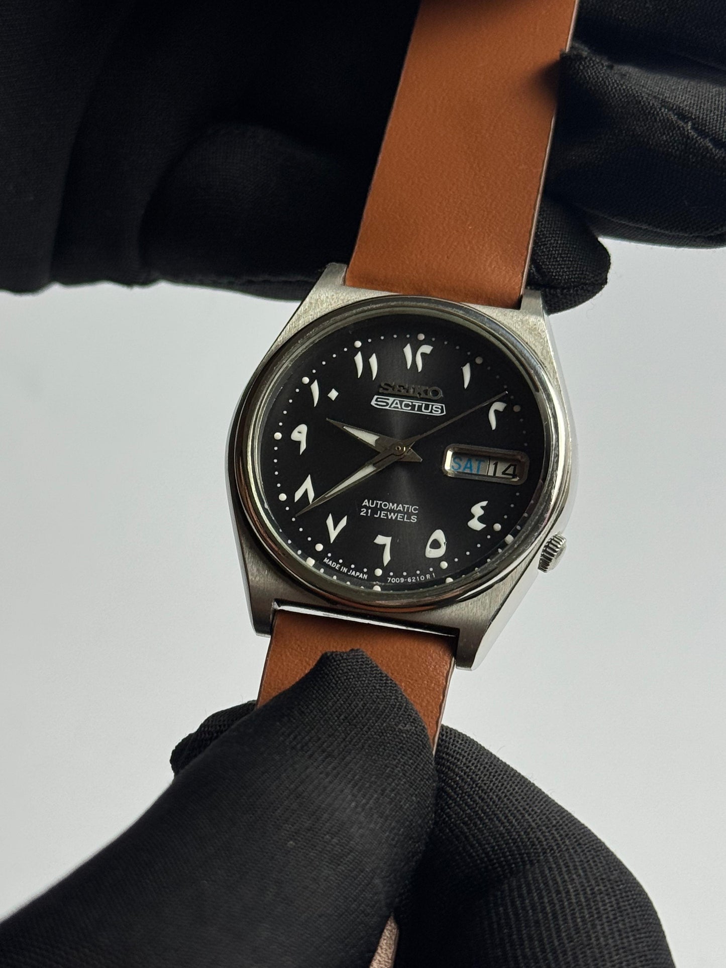 Seiko 5 Actus | Arabic Numerals | Black Dial | Brown Strap | Automatic