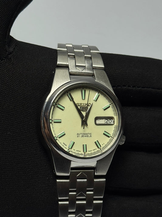 Seiko 5 Automatic Watch – Light Green Dial | 21 Jewels | Vintage (Used – Excellent Condition)