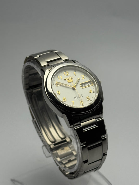 Seiko 5 Automatic White Dial Watch – Yellow Numbers | 21 Jewels | Elegant Look for Men